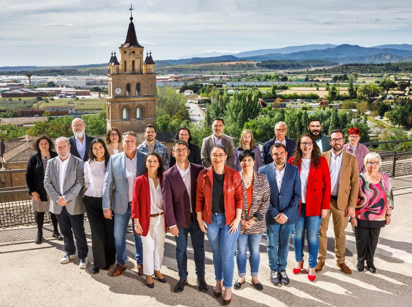 Lee más sobre el artículo El PSOE de Calahorra se pone al servicio de la ciudad «para acabar con la inestabilidad» y asegura que la dimisión de Félix Cristóbal es «la punta del iceberg de una situación insostenible»