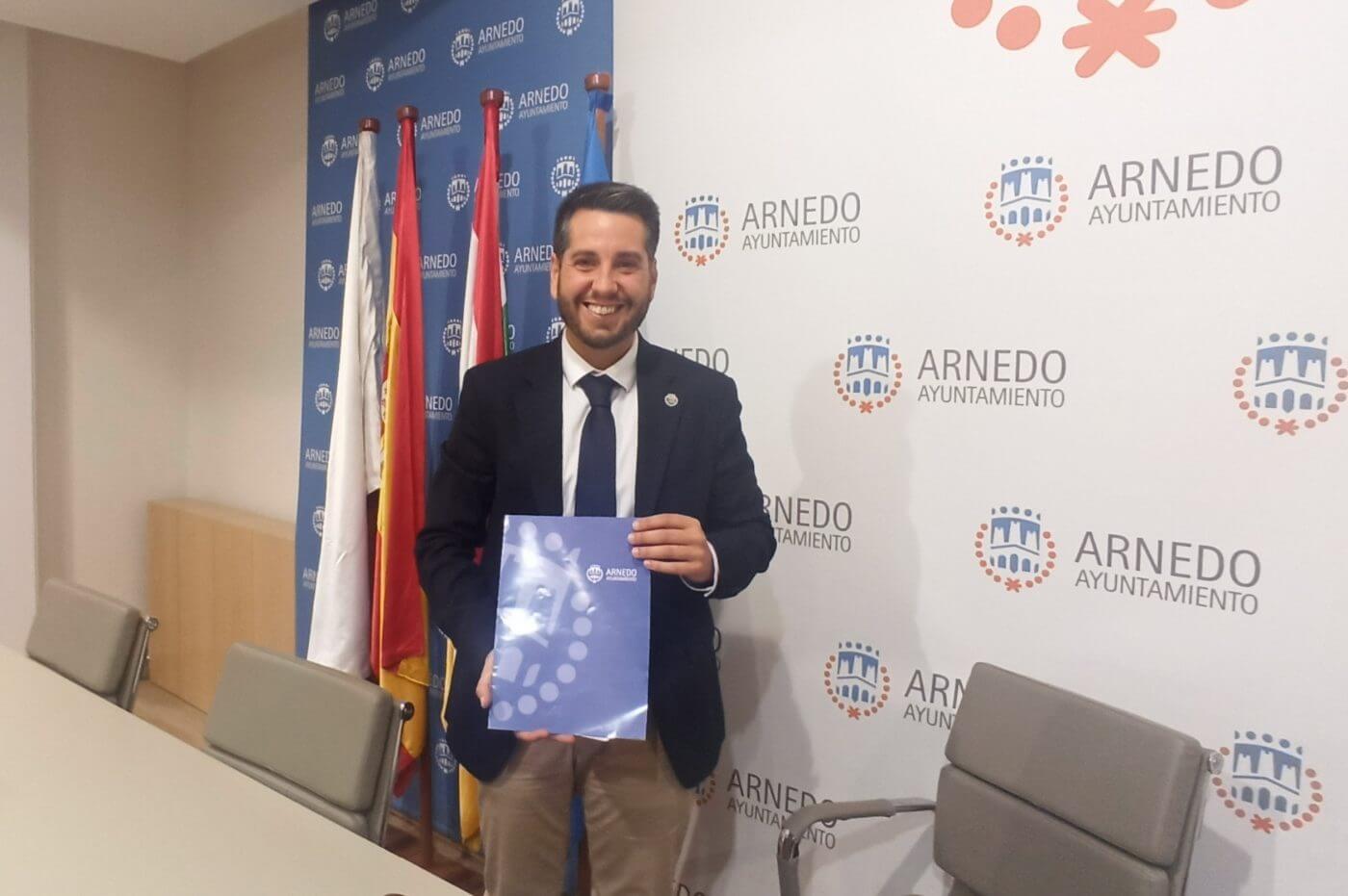 Lee más sobre el artículo El Ayuntamiento de Arnedo entrega el Gobierno de La Rioja un dosier con 35 peticiones concretas para que las atienda a lo largo de la legislatura