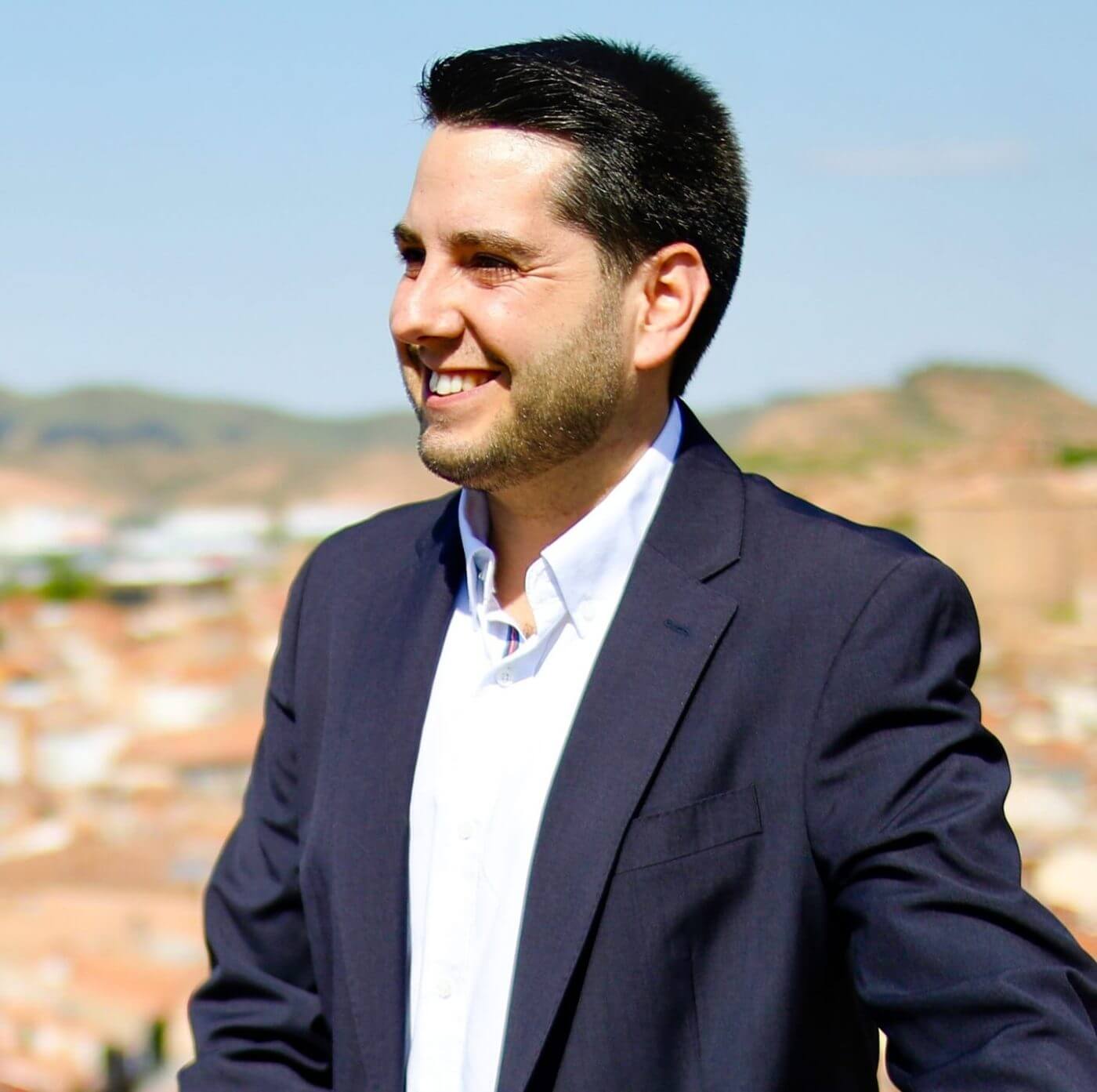 Lee más sobre el artículo El alcalde de Arnedo, Javier García, pide al PP «que trabaje más» y se preocupe menos por su futuro