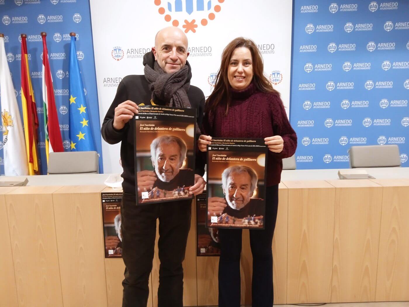 Lee más sobre el artículo El Cervantes de Arnedo acogerá el viernes 19 de enero la presentación del libro «José Sacristán. El niño de delantera de gallinero», con la presencia del actor