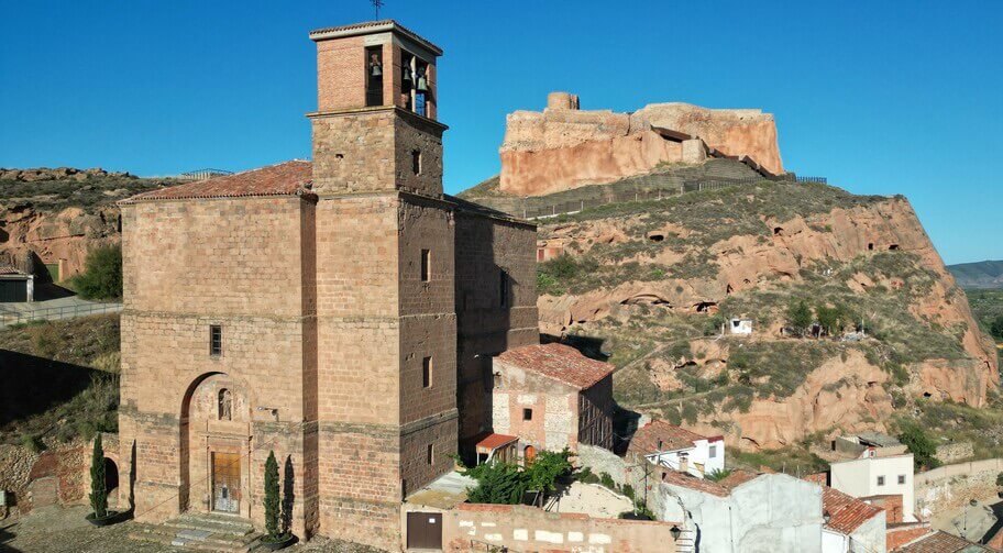 Lee más sobre el artículo La parroquia de Arnedo ultima las obras de la portada de Santo Tomás, tras lo que iniciará los trabajos de pintura y limpieza de Santa Eulalia
