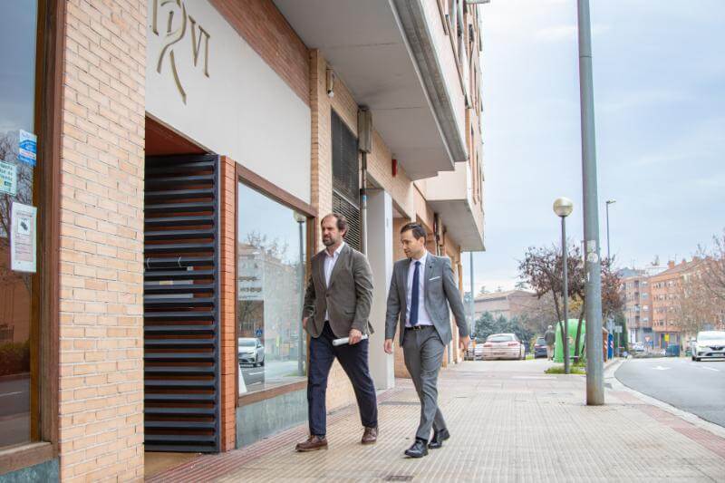 Lee más sobre el artículo El IRVI continuará los trámites para construir 32 viviendas energéticamente eficientes, de protección pública, en Calahorra y Torrecilla en Cameros