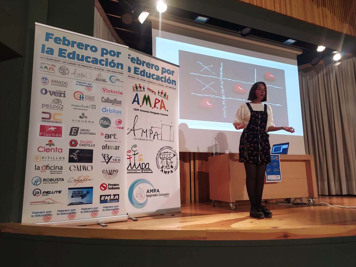 Lee más sobre el artículo La psicóloga riojana Nuria Herreros abre el XI Ciclo ‘Febrero por la Educación’ en Arnedo