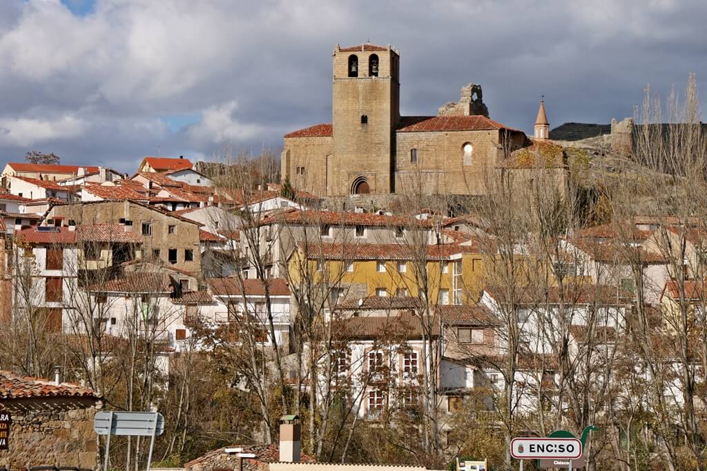 Lee más sobre el artículo Hasta el 15 de abril se puede votar para que el municipio riojano de Enciso sea la “Capital del Turismo Rural 2024″