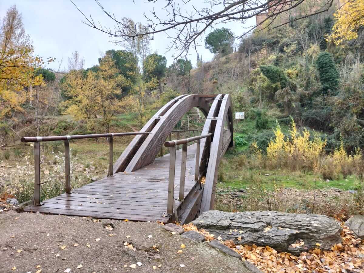 Lee más sobre el artículo El alcalde de Arnedo traslada a la Delegación del Gobierno su preocupación ante el último intento de agresión sexual a una joven en el puente de Vico