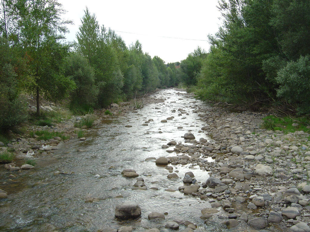 Lee más sobre el artículo El director general de Calidad Ambiental y Agua rechaza modificar el proyecto del Supramunicipal del Cidacos como piden algunos agricultores del valle 