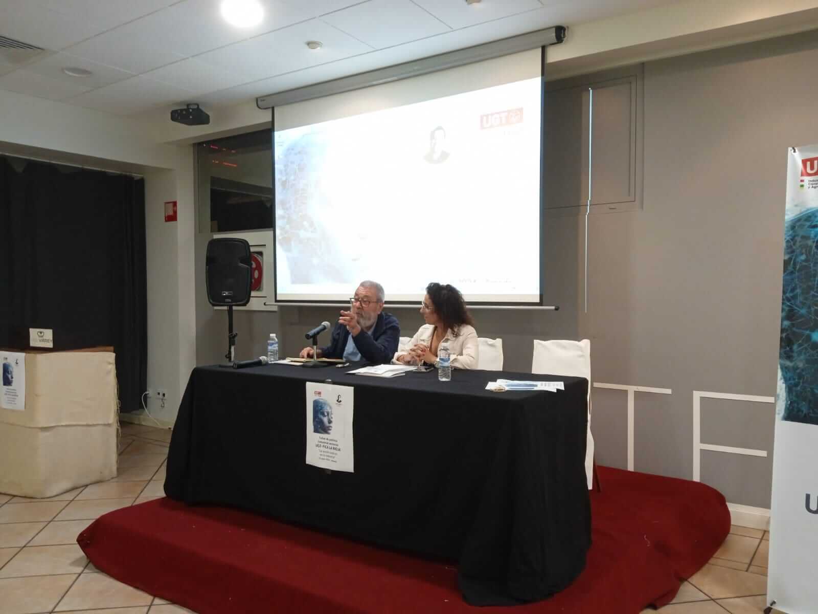 Lee más sobre el artículo UGT FICA advierte al sector del Calzado que, si no mejoran las condiciones laborales, la actividad seguirá deslocalizándose a Marruecos o Portugal