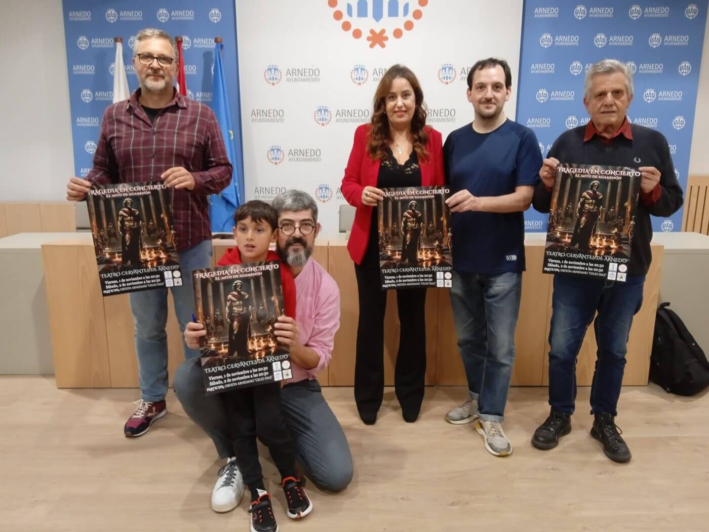Lee más sobre el artículo Actores y cantantes arnedanos protagonizarán el 1 y 2 de noviembre «El mito de Agamenón» en el Teatro Cervantes