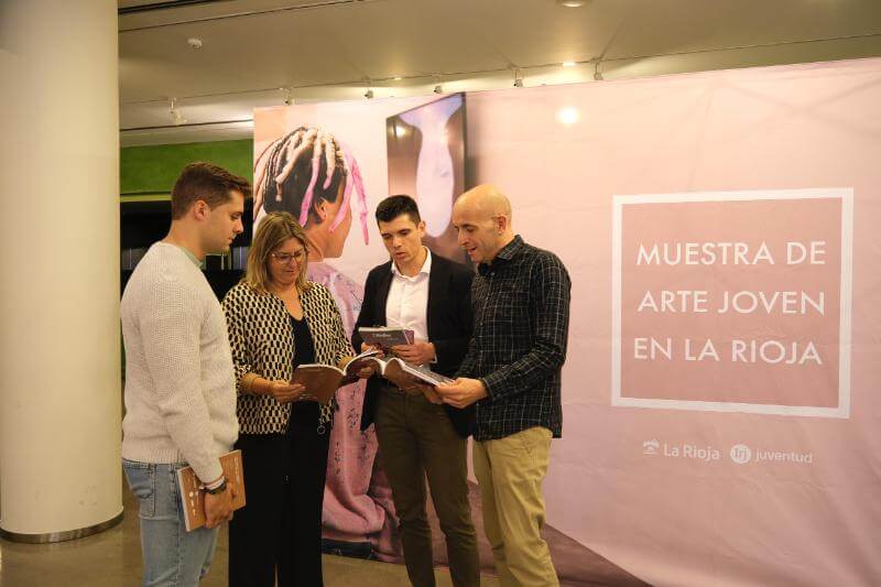 Lee más sobre el artículo El teatro Cervantes de Arnedo, en el marco del Festival de cine Octubre Corto, exhibe una selección de obras audiovisuales de la XXXIX Muestra Itinerante de Arte Joven de La Rioja
