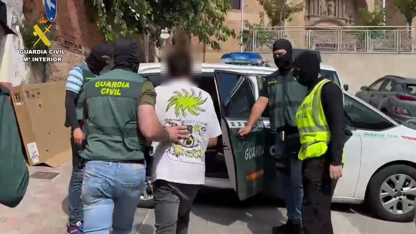 Lee más sobre el artículo La Guardia Civil desmantela un ‘supermercado de la droga’ que operaba desde una vivienda en Arnedo