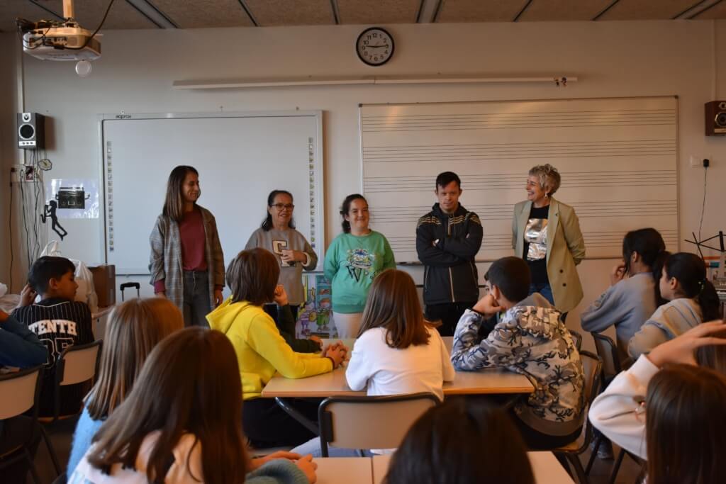 Lee más sobre el artículo La Asociación IGUAL A TI desarrolla en los colegios su campaña de sensibilización en torno a la discapacidad intelectual