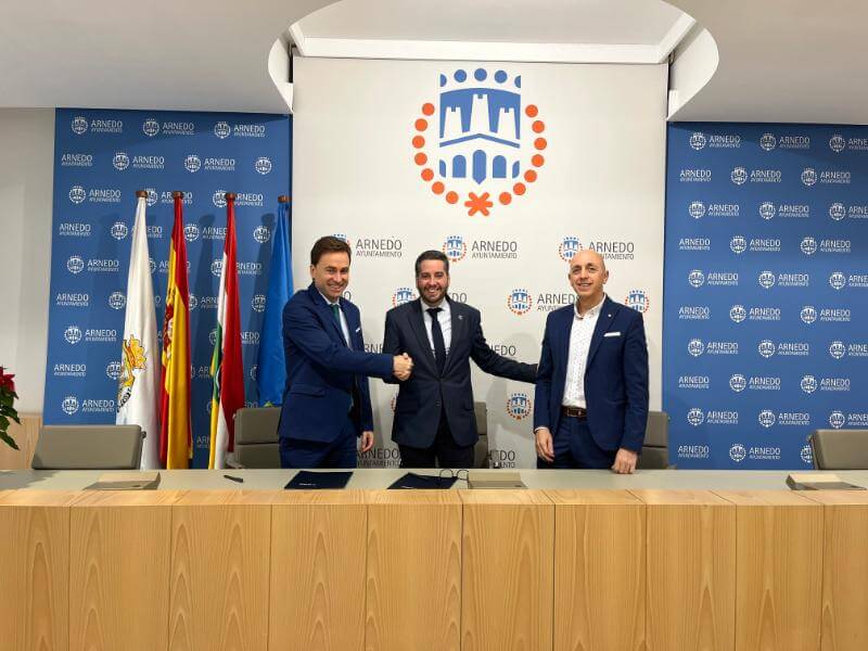Lee más sobre el artículo El Gobierno de La Rioja invertirá 303.000 euros en la adecuación de la malla del castillo de Arnedo