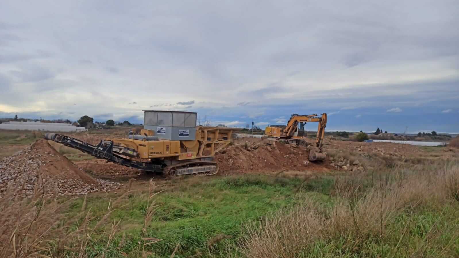 Lee más sobre el artículo El proyecto «Revive Cidacos» continúa en Calahorra con los trabajos de recuperación de la escombrera