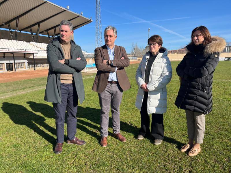 Lee más sobre el artículo El Gobierno de La Rioja financia con 750.000 euros la mejora del campo municipal de fútbol de Alfaro