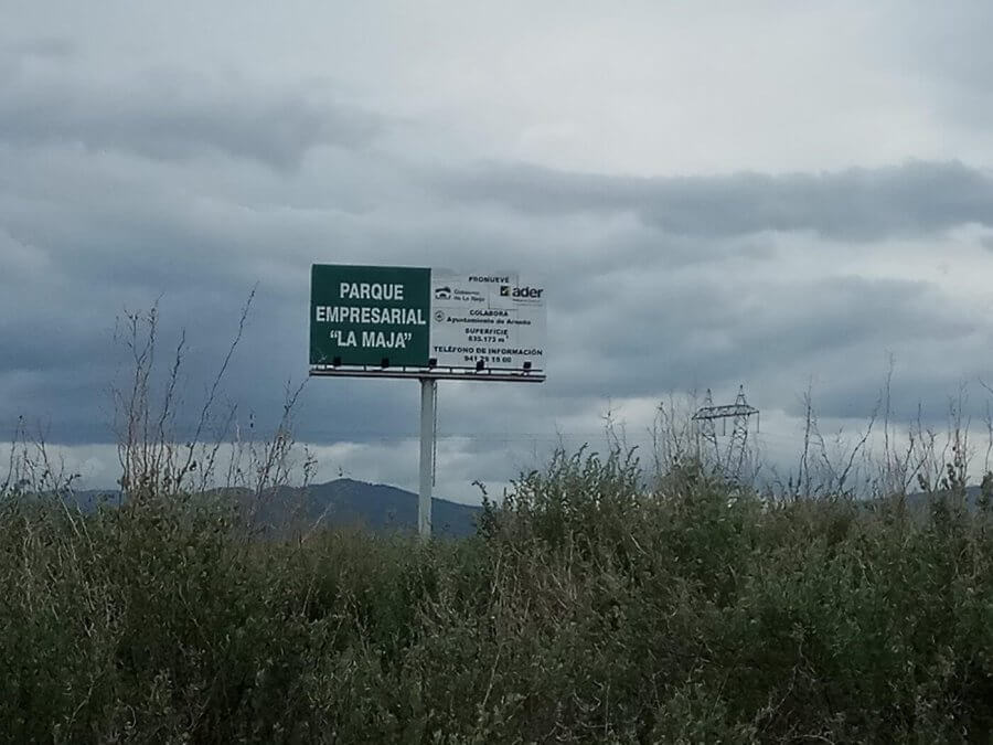Lee más sobre el artículo Un nuevo inversor desarrollará un centro de datos en el polígono de La Maja de Arnedo, donde la ADER le ha adjudicado una parcela de 40.500 metros cuadrados