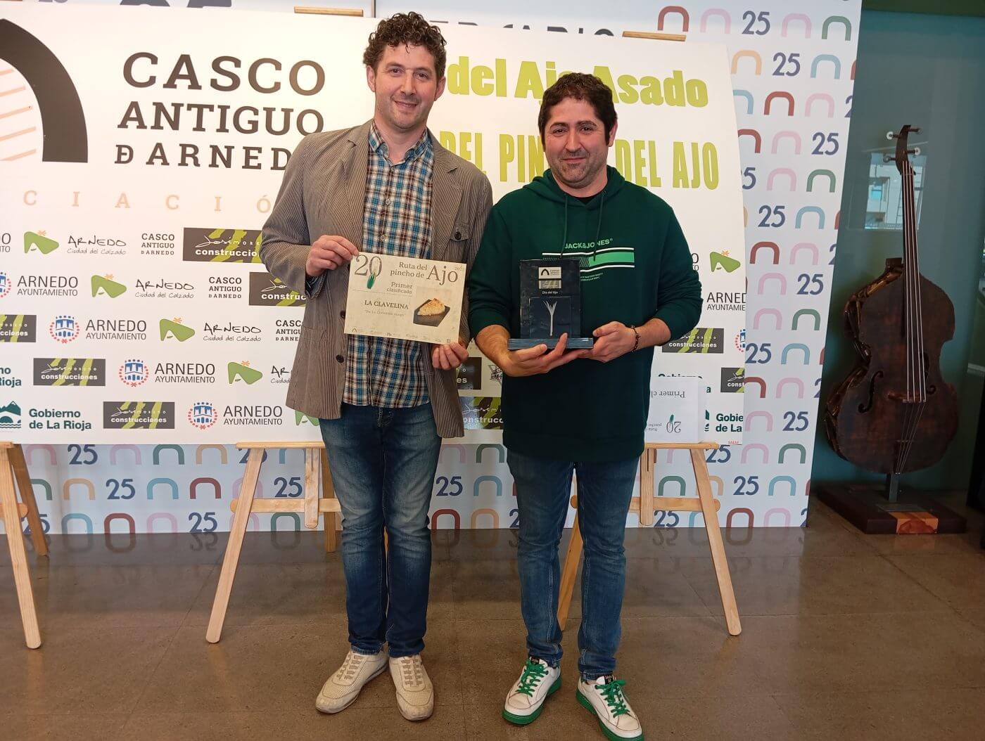 Lee más sobre el artículo Pastelería La Clavelina gana el Concurso de Pinchos de Ajo de Arnedo