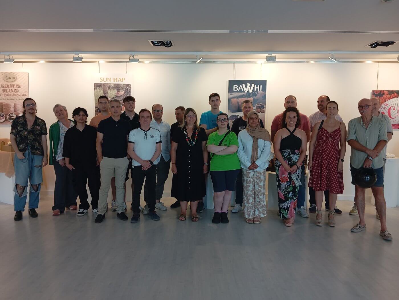 Lee más sobre el artículo Exposición de los trabajos de los alumnos de los Grados Superior y Medio de Calzado del IES Virgen de Vico de Arnedo