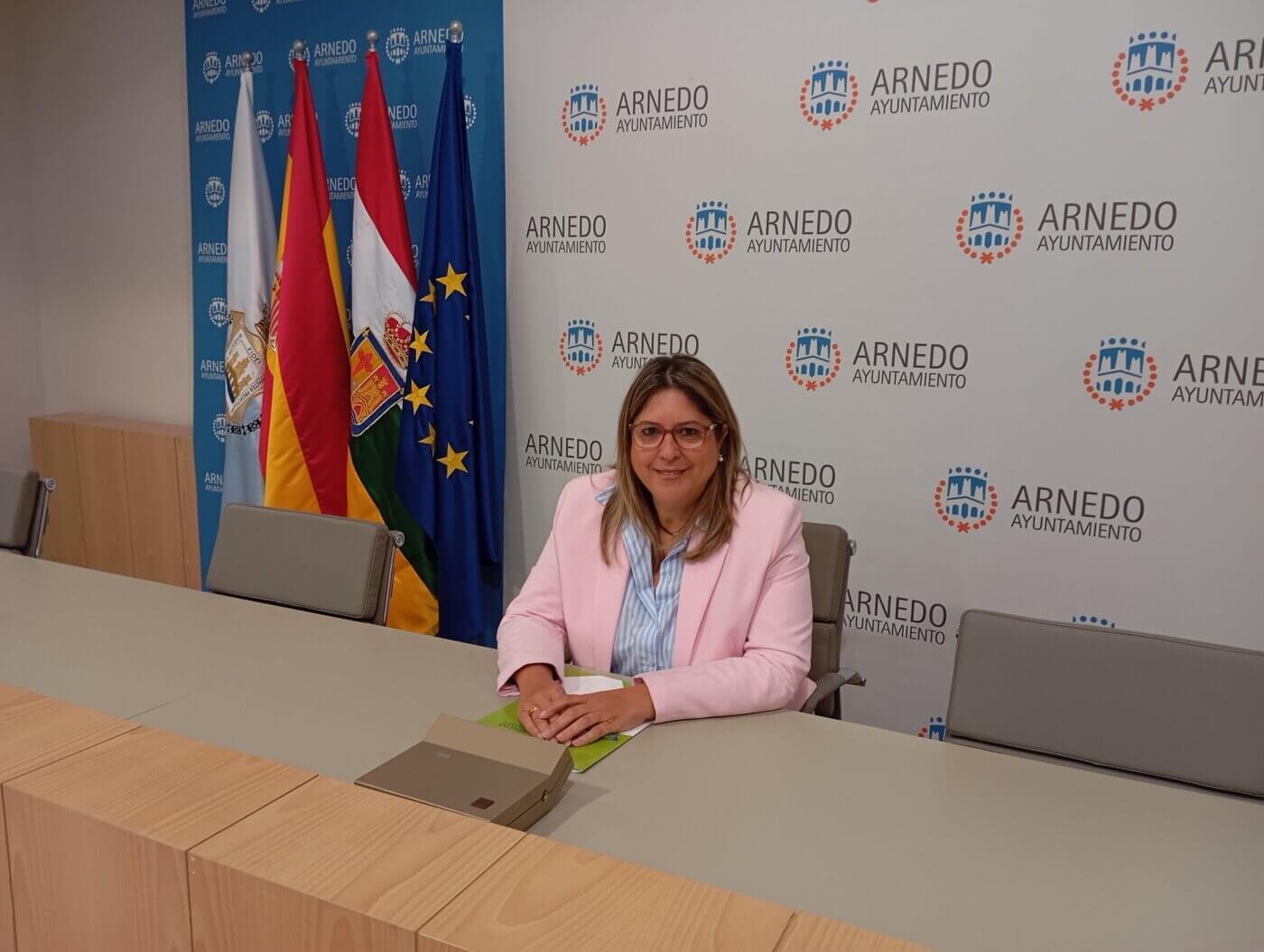 Lee más sobre el artículo El Ayuntamiento de Arnedo adjudica la contratación del cambio de iluminación a led en la calle Preciados y vía verde