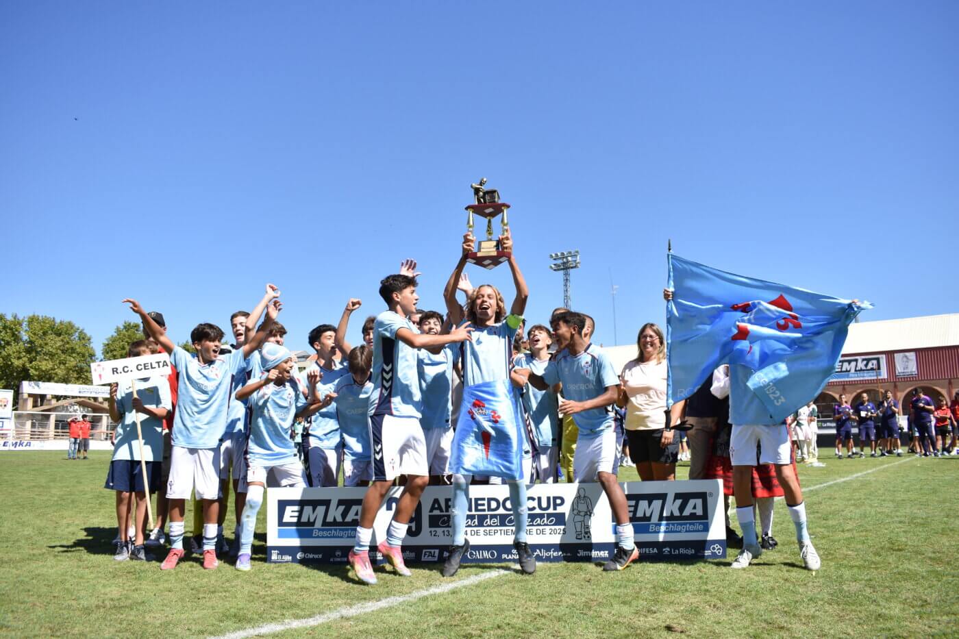 Lee más sobre el artículo El R.C. Celta de Vigo se proclama campeón de la XXIX edición del ‘Arnedo Cup’, tras superar al C.A. Osasuna en la tanda de penaltis