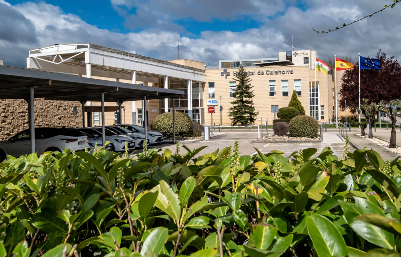 Lee más sobre el artículo El Gobierno de La Rioja refuerza el servicio de hospitalización a domicilio del Hospital de Calahorra con la renovación de cuatro vehículos