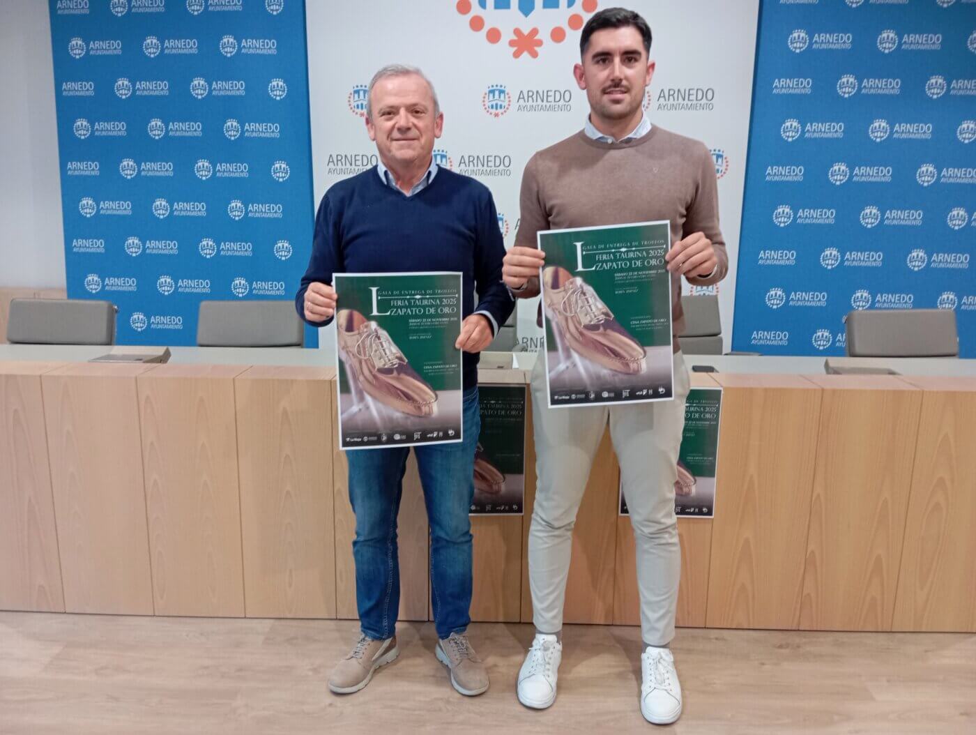Lee más sobre el artículo El teatro Cervantes de Arnedo acoge el 22 de noviembre la Gala de entrega del 50º Trofeo Zapato de Oro