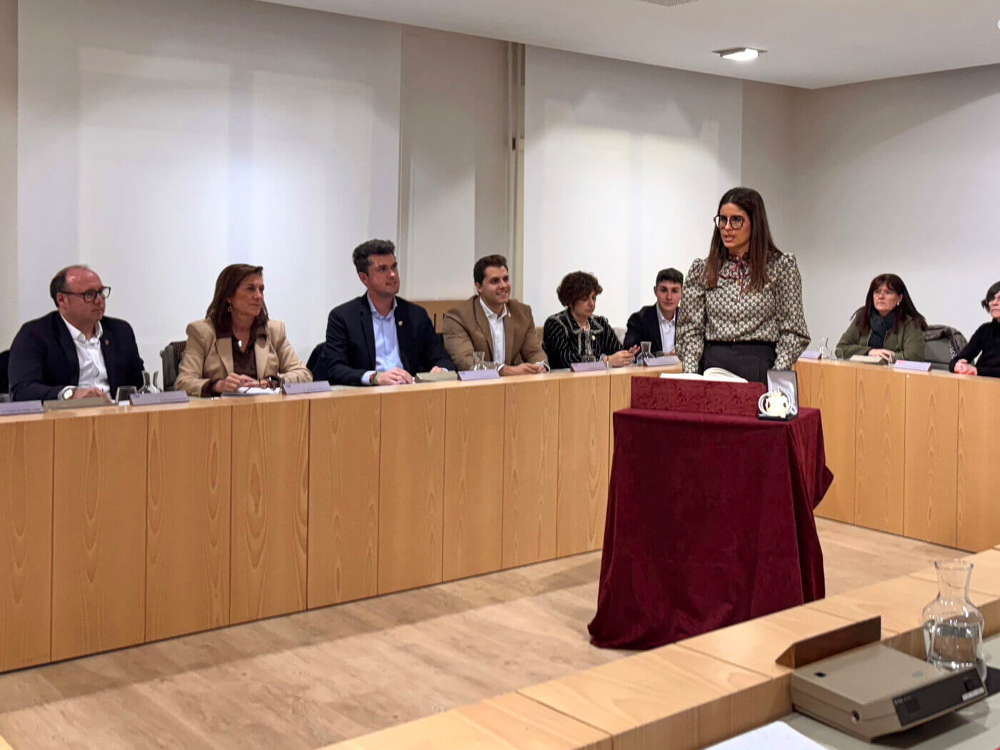 Lee más sobre el artículo Lorena Fernández Ortega toma posesión como concejala del Ayuntamiento de Arnedo