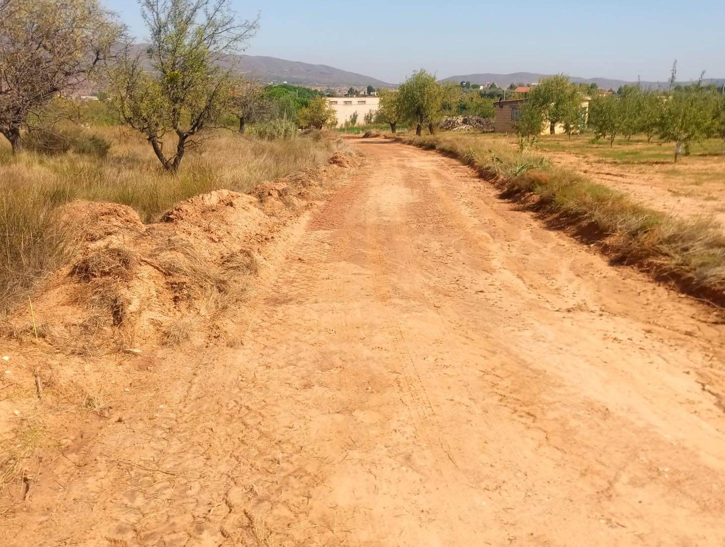Lee más sobre el artículo El Ayuntamiento de Arnedo aprueba el expediente para contratar el mantenimiento de 98 kilómetros de caminos rurales no asfaltados