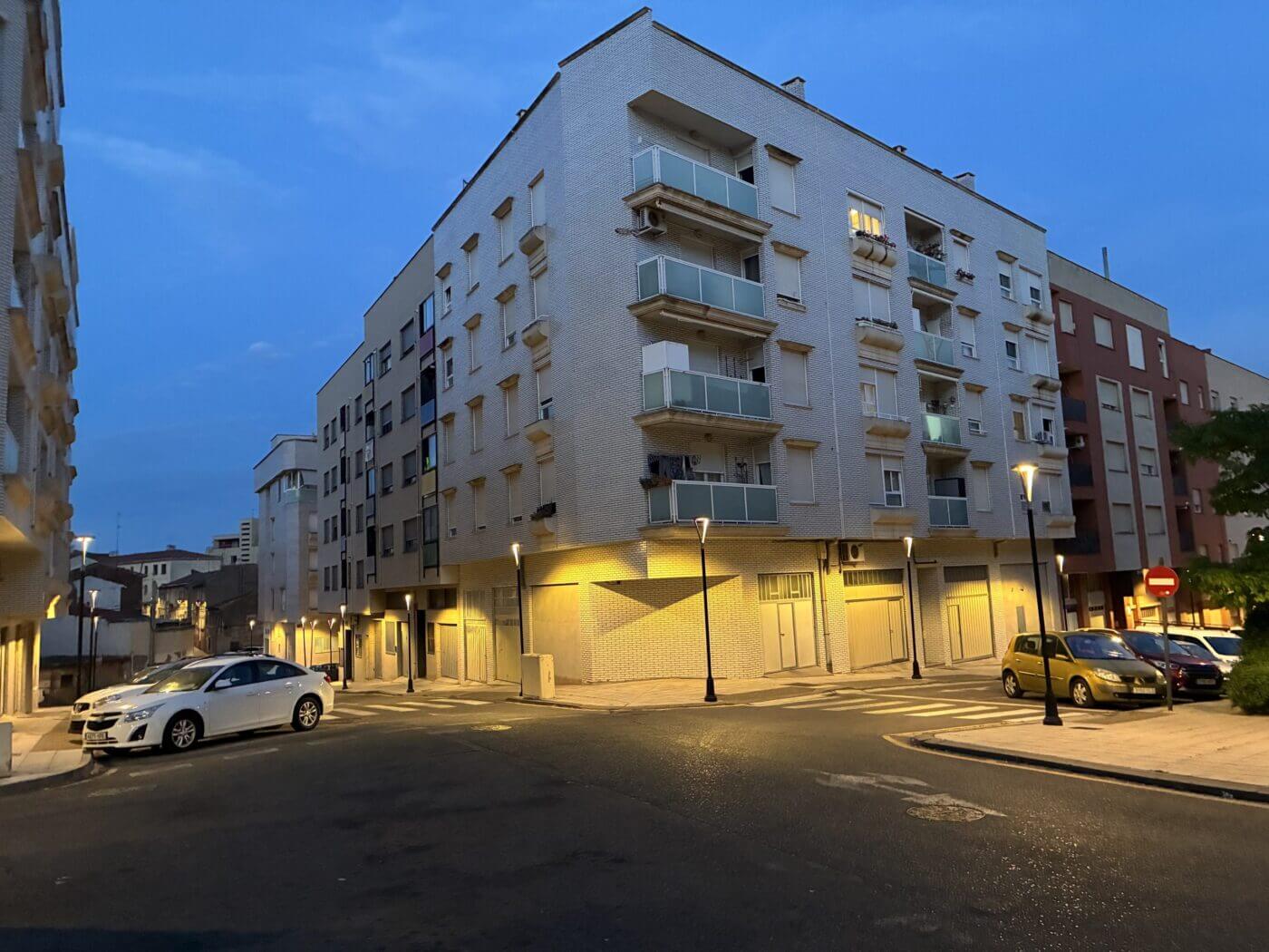 Lee más sobre el artículo El Ayuntamiento de Arnedo renueva a LED 98 luminarias en ocho calles de la ciudad