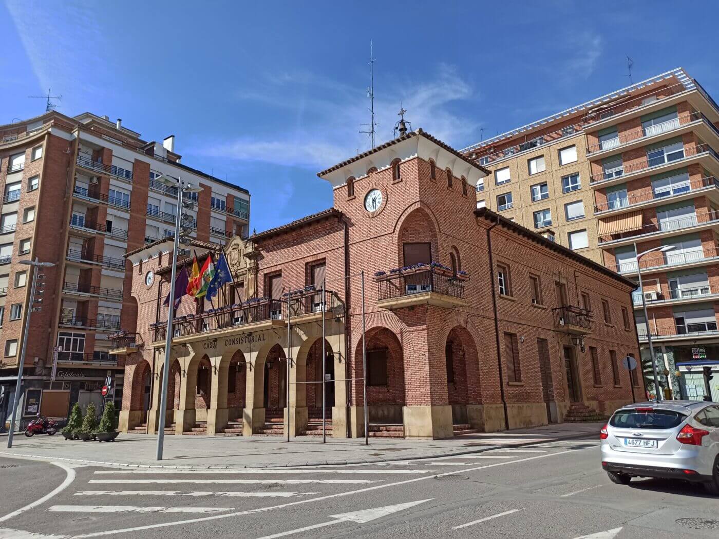 Lee más sobre el artículo El PSOE de Calahorra señala que el derrumbe de la cubierta del convento del Carmen representa «el colapso del proyecto político» de la alcaldesa Mónica Arceiz