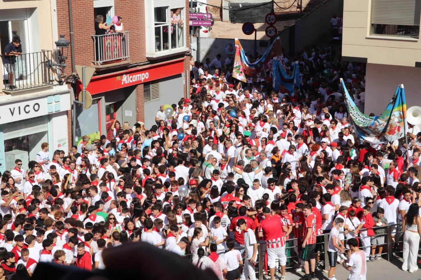 Lee más sobre el artículo Arnedo inicia con un gran ambiente sus fiestas patronales de San Cosme y San Damián que se desarrollan hasta el 2 de octubre con más de 200 actos
