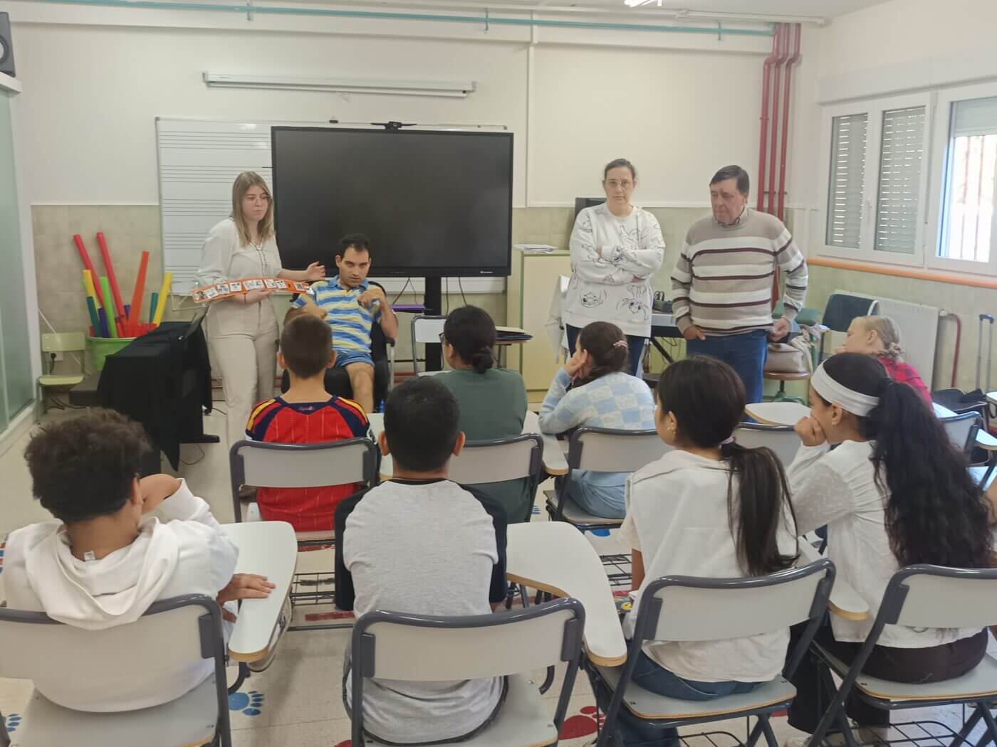 Lee más sobre el artículo La asociación «Igual a Ti» inicia su campaña de sensibilización con escolares de una veintena de centros educativos de La Rioja Baja