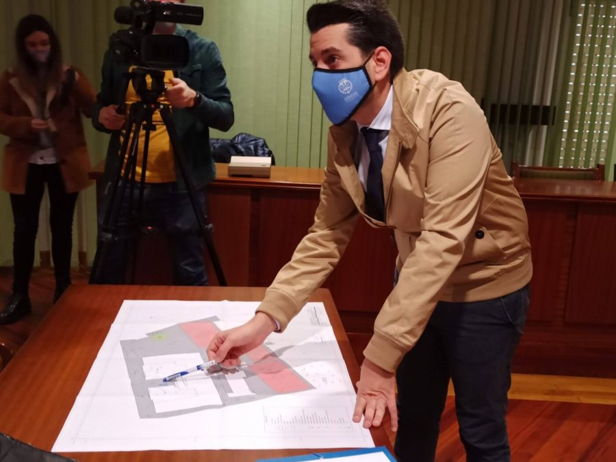 ALCALDE planos patios colegio A Delgado