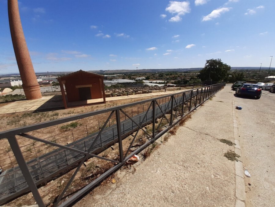 CALAHORRA vallado Clinica 2