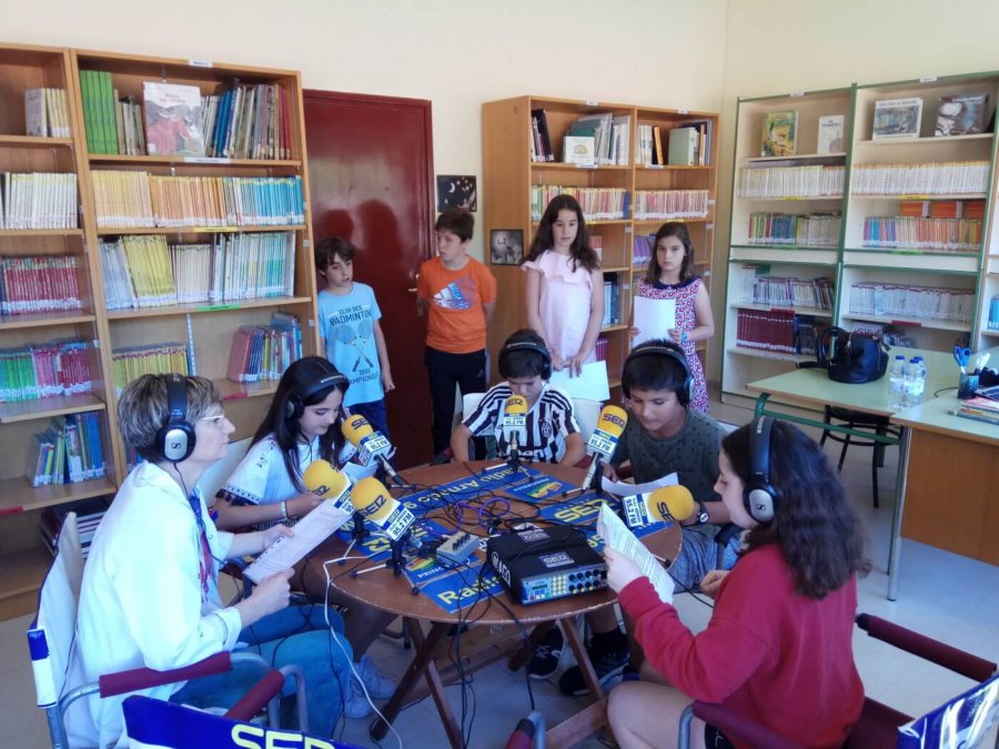COLE A DELGADO PROGRAMA RADIO (4)