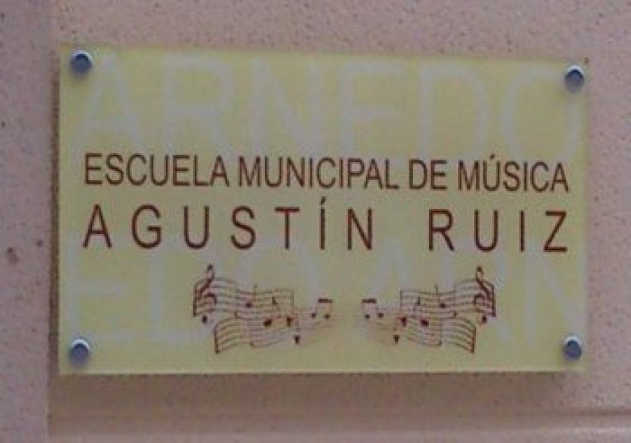 ESCUELA MUSICA cartel