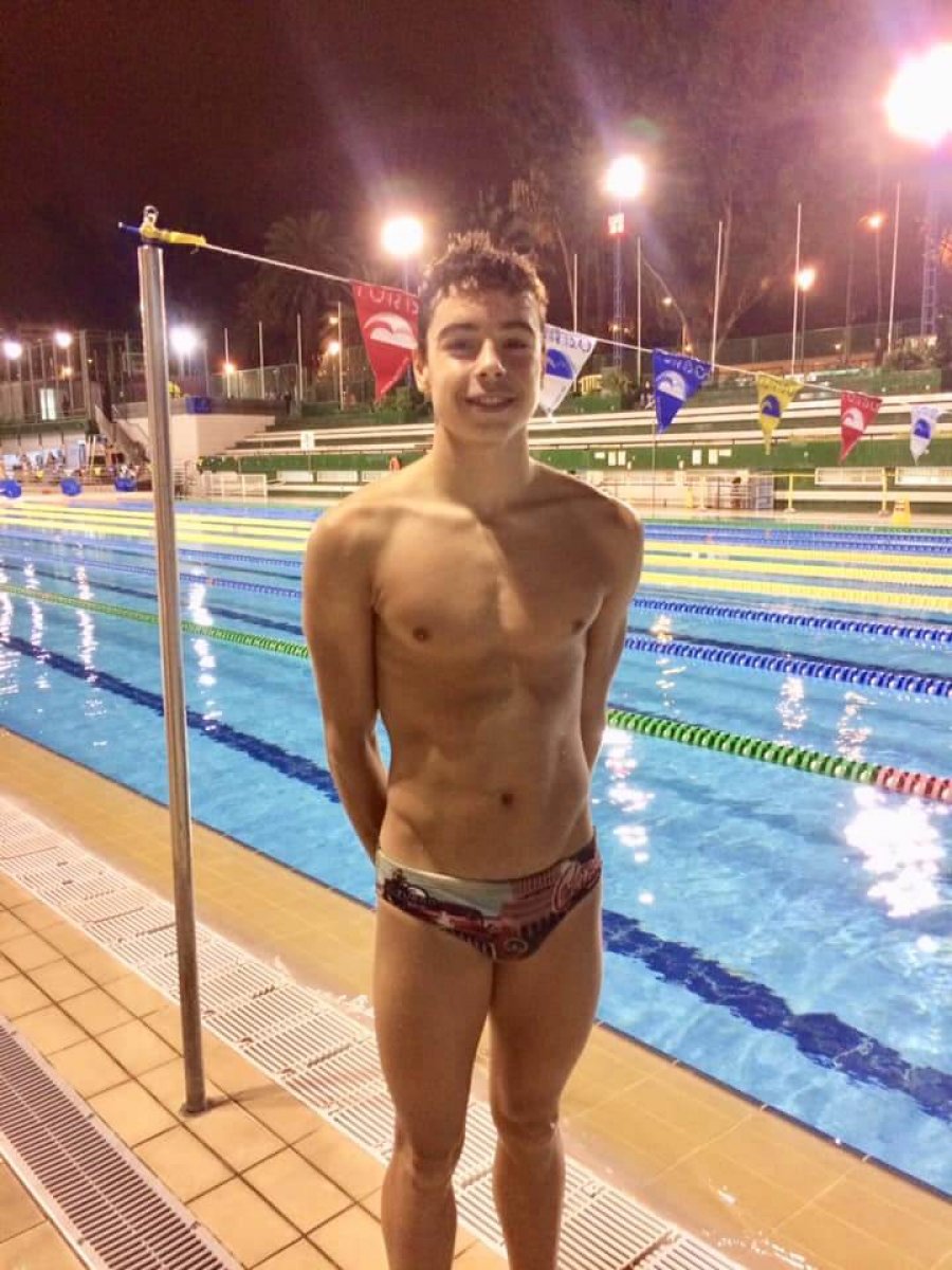 IVAN MARTINEZ en piscina