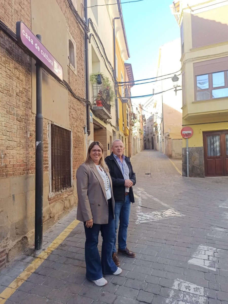 ROSA HERCE Y JOSE MARIA EZQUERRO luz led 30.10.26