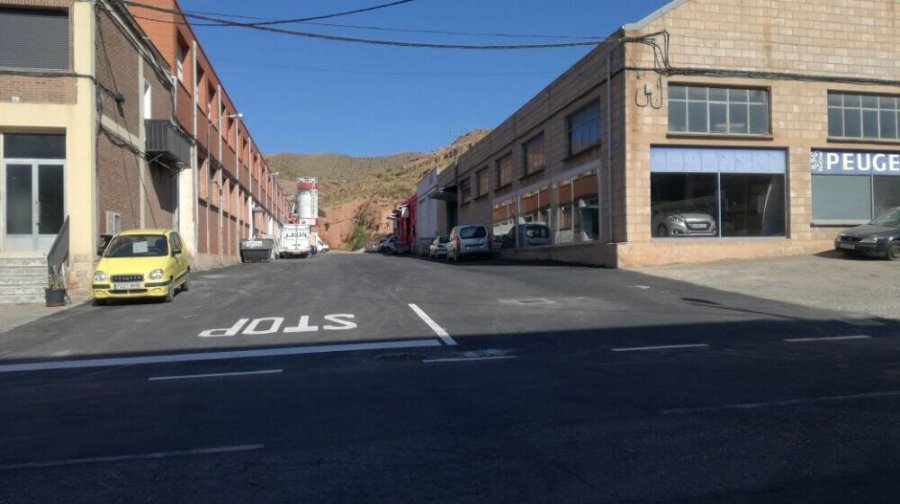 CALLE AURORA ASFALTADO