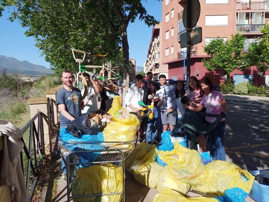 IES CELSO DIAZ limpieza cañaveral 1