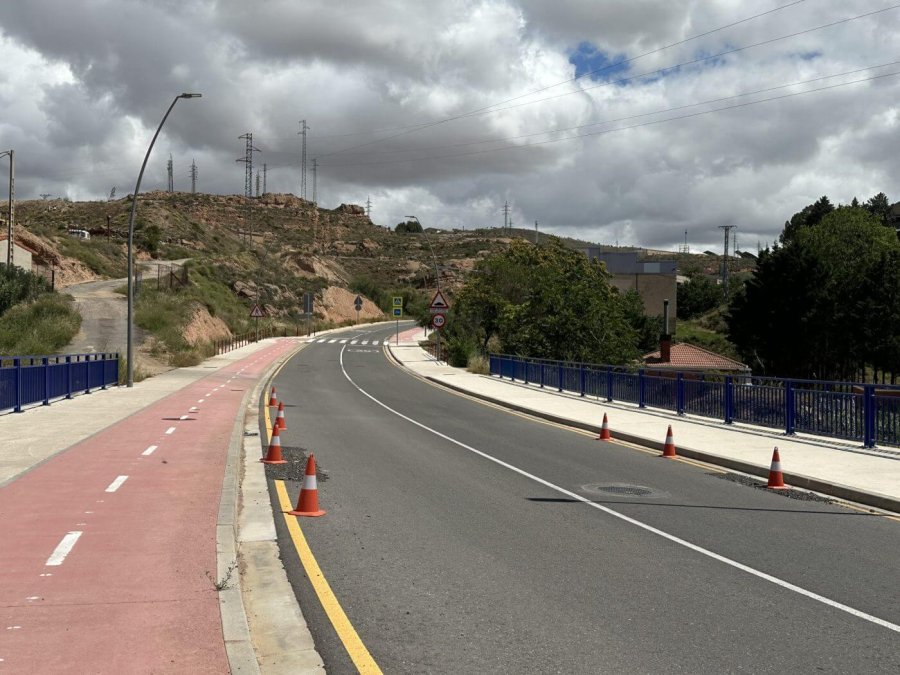 CARRETERA LR585 obras