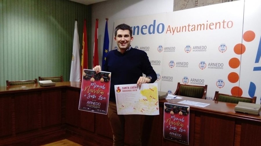 RAUL DOMINGUEZ hogueras y mercado Santa Lucia