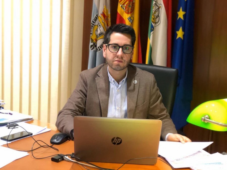ARNEDO alcale rueda prensa facebook 2