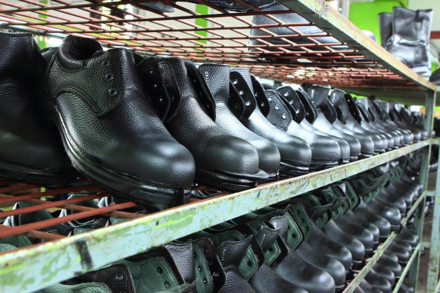 FABRICA ZAPATOS