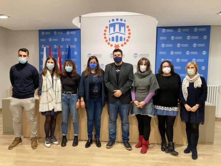 CONTRATACION DESEMPLEADOS 2