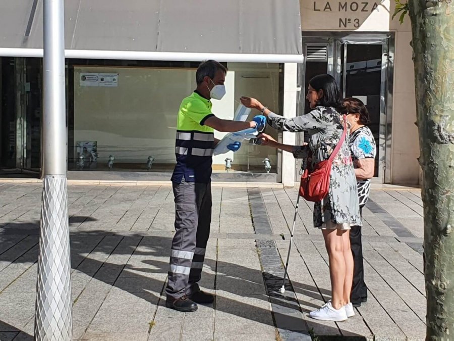 CALAHORRA reparto mascarillas mayores 1