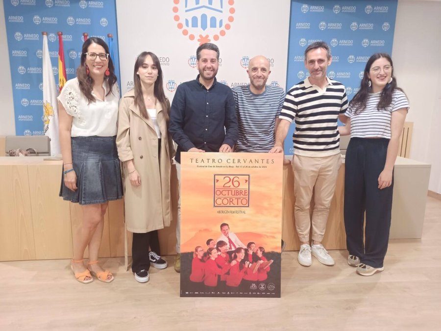 OCTUBRE CORTO cartel 3