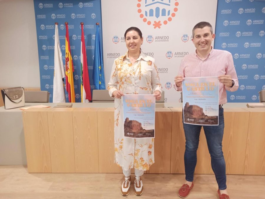 YOGA EN EL CASTILLO 1