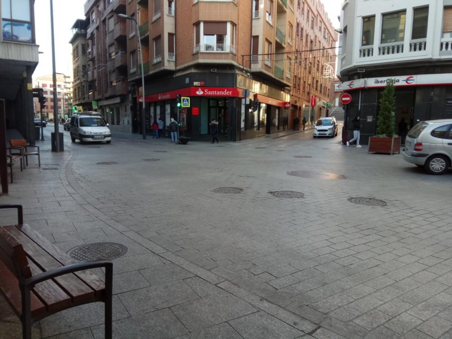 PUERTA MUNILLO 7