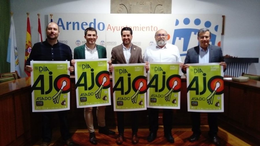 DIA DEL AJO ASADO PRESENTACION