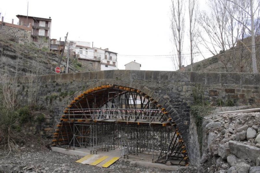ENCISO puente Sta Bárbara 1.jpg